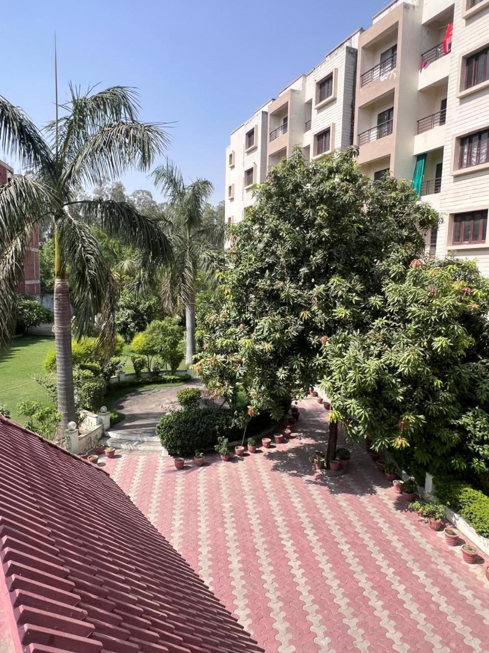 Kusum Villa - Varanasi — Photos 2